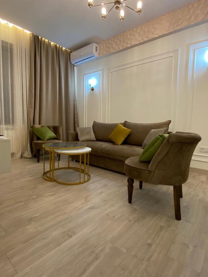 City Centre New Appartment 예레반 외부 사진