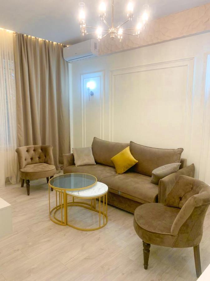 City Centre New Appartment 예레반 외부 사진