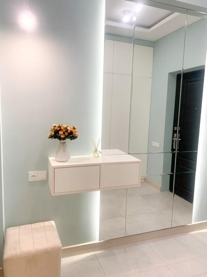 City Centre New Appartment 예레반 외부 사진