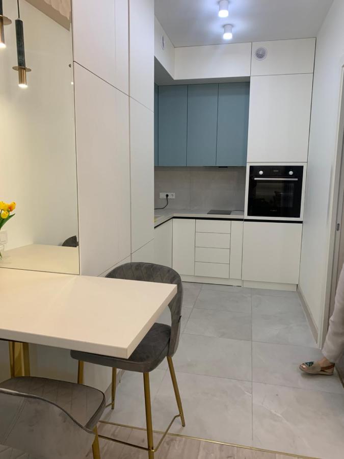 City Centre New Appartment 예레반 외부 사진